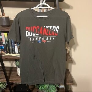 Tampa Bay Bucs Tee NWT Size M